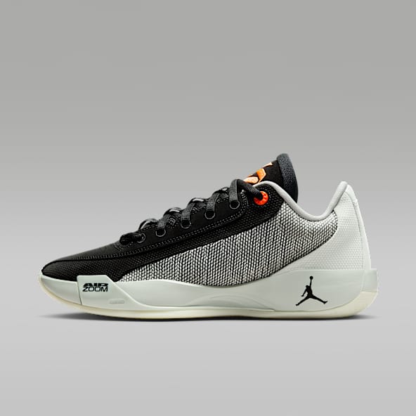 Jordan バスケットシューズ ネイビー/ブラック Jordan バスケットシューズ ハイカット ブラック/マルチカラー